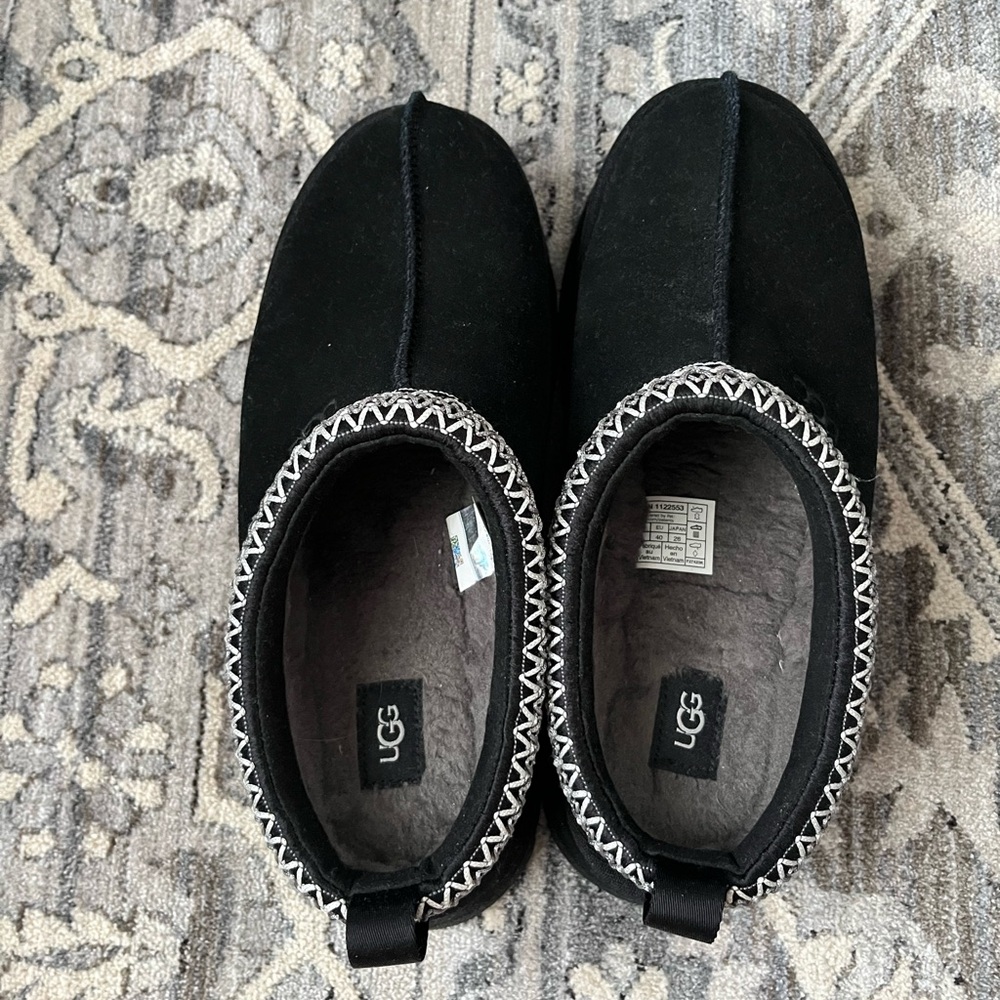 UGG Tazz Slippers
